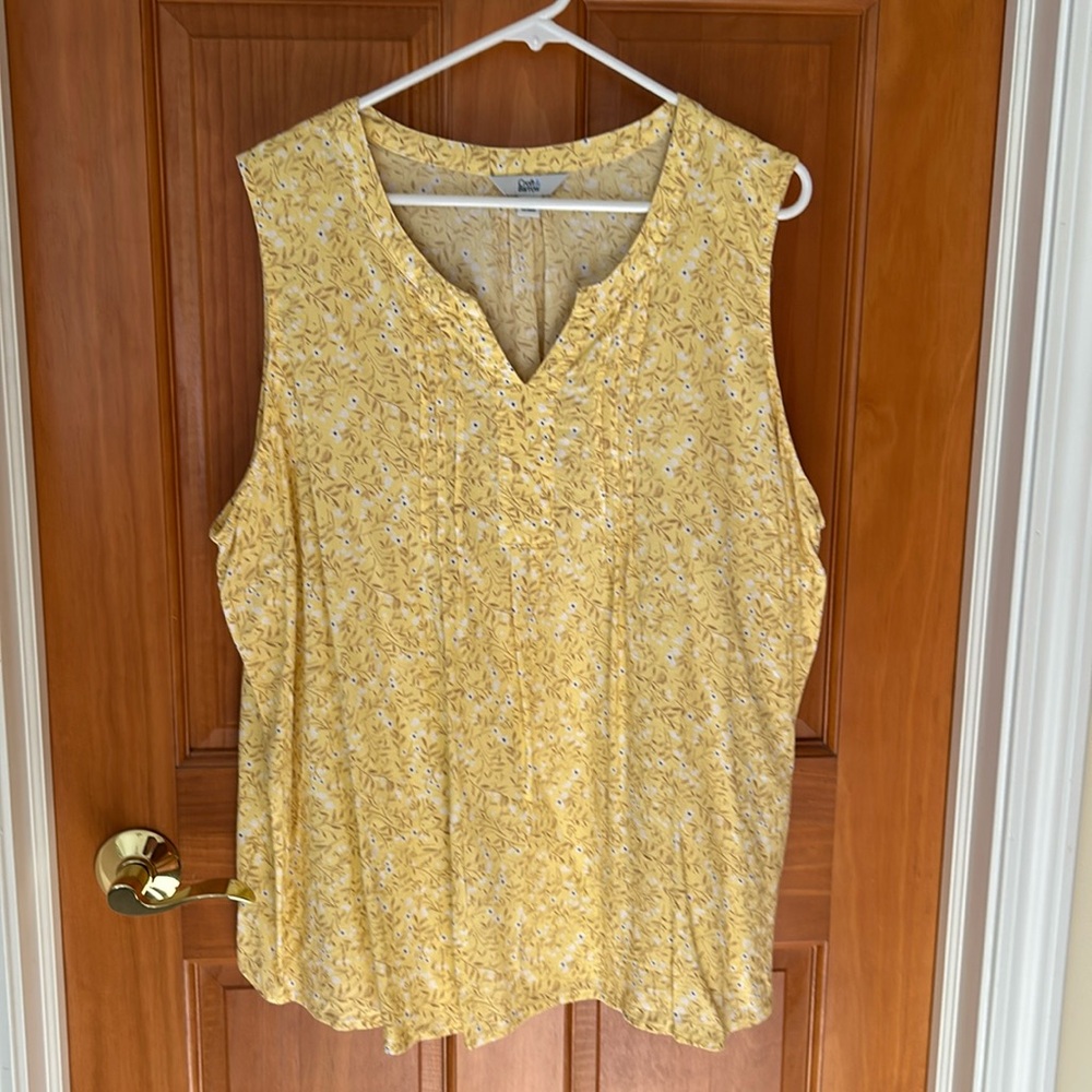 Sleeveless Blouse